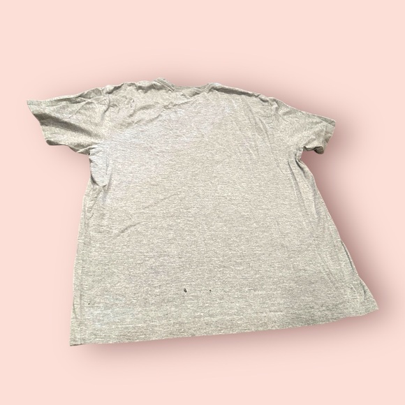 Old Navy Heather Gray Tee with Red Accent - Picture 7 of 8